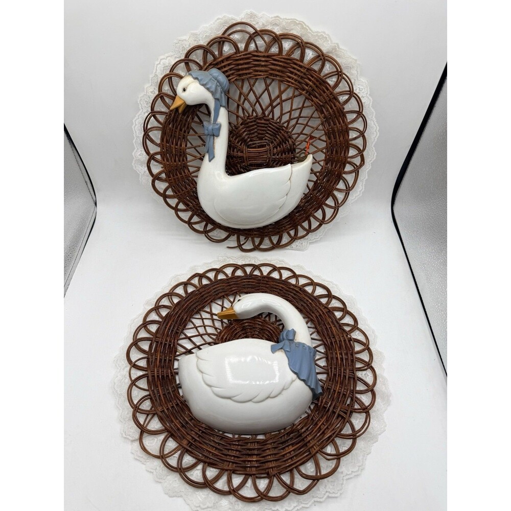 2 VTG Homco Burwood Country Geese Goose Wall Pocket Planters Wicker Grandmacore